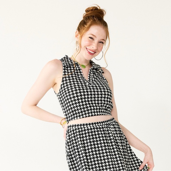 Black Houndstooth Collared Halter Top • Size M - Picture 7 of 8